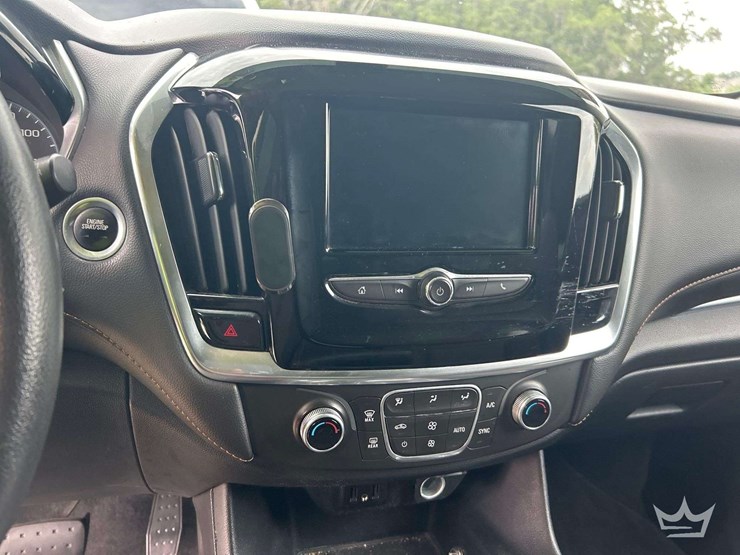 2020-chevrolet-traverse-image-16