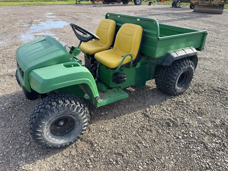 john-deere-gator-image-1