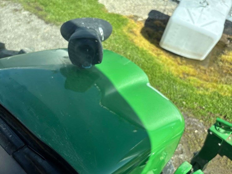 2012-john-deere-7230r-image-54