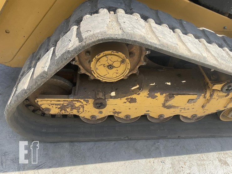 2019-caterpillar-279d-image-10