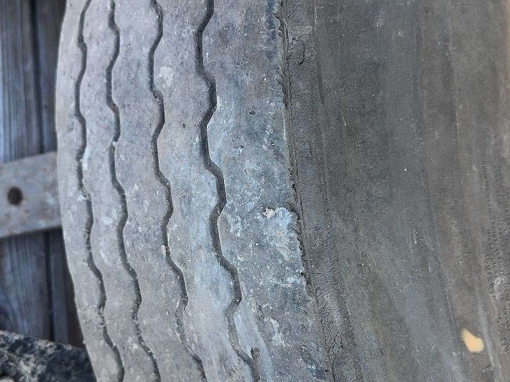 goodyear-tire-and-8-bolt-rim---295/75r225-tire-image-5