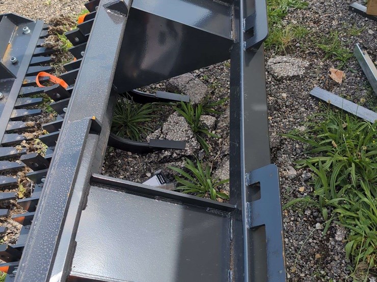 wolverine-skid-steer-ripper-rpr-12-72w-image-2