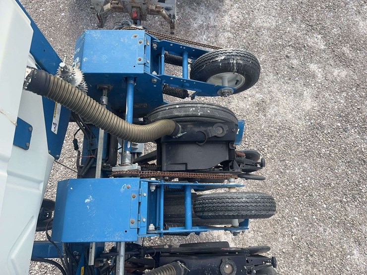 kinze-3650-image-31