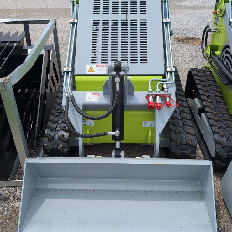 ATS Mini Crawler Loader - T460 - Green - 23HP