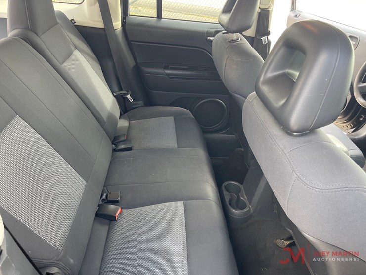 2009-jeep-patriot-image-16