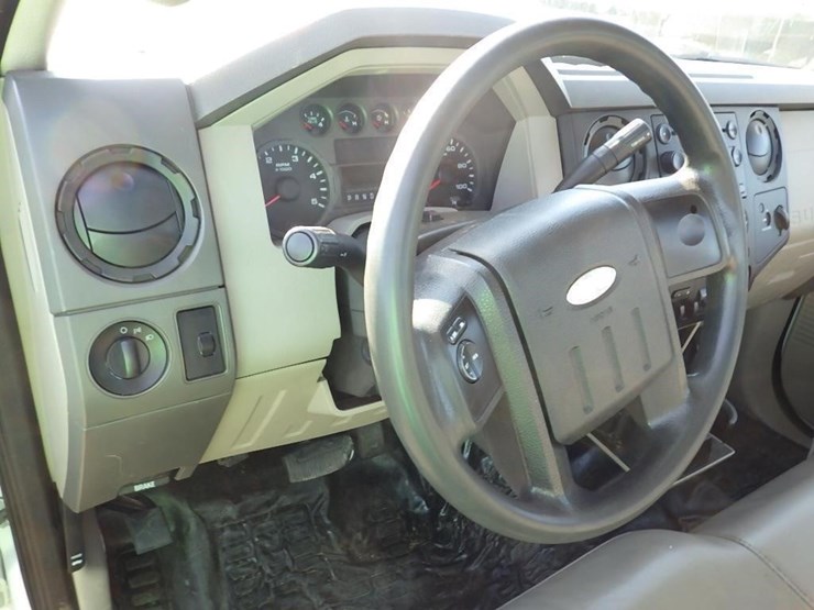 2008-ford-f350-image-29
