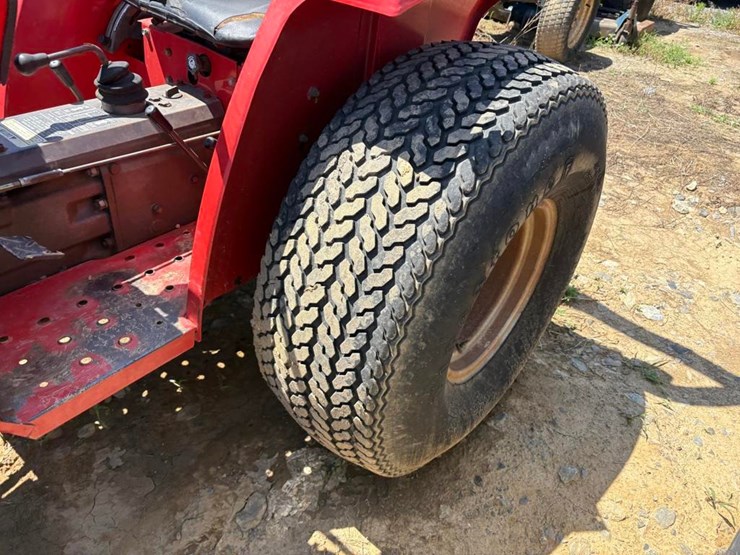 massey-ferguson-1020-image-6