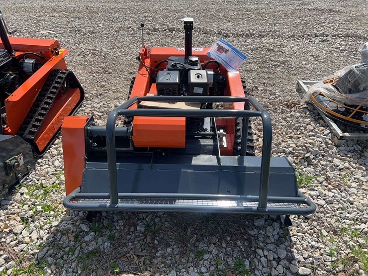 sdlool-model-lm1200q-remote-control-tracked-lawn-mower-image-2