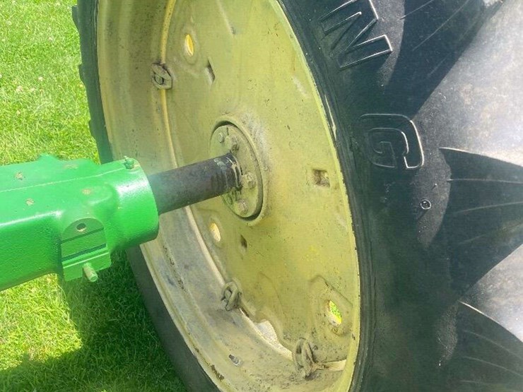 1958-john-deere-720-image-8
