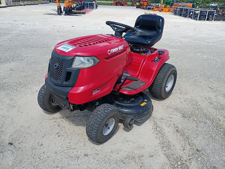 troy-bilt-bronco-image-1