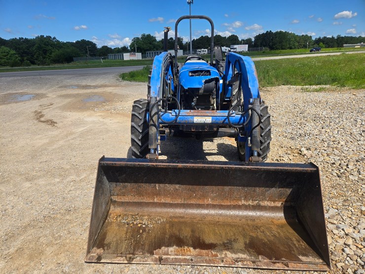 new-holland-t4030-image-14