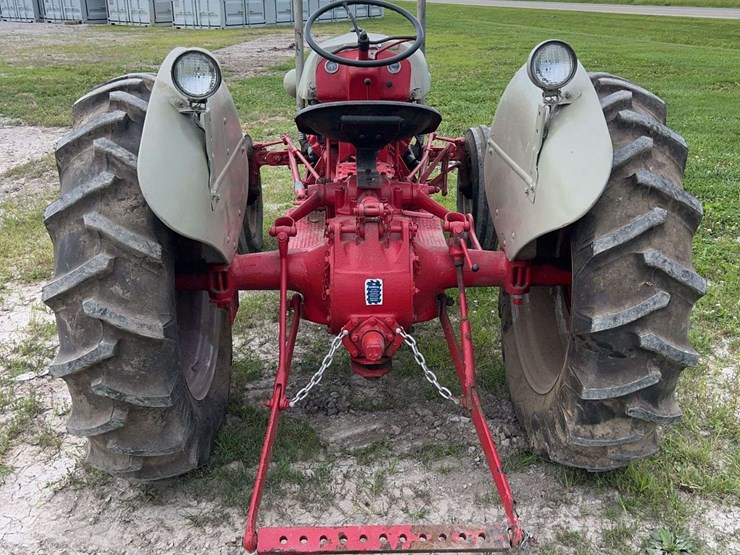 ford-8n-image-4