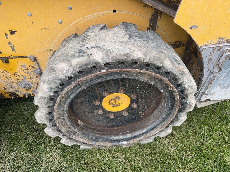 deere-318g-image-33