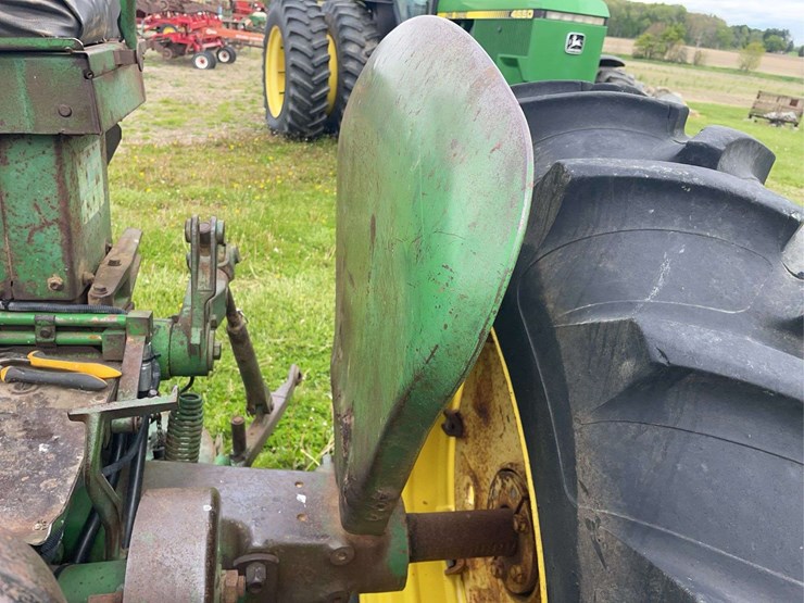 john-deere-620-image-12