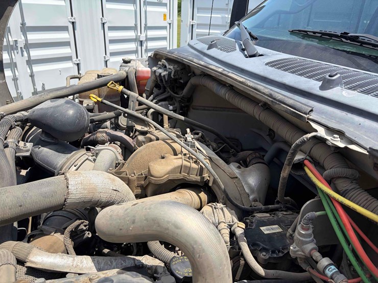 2017-ford-f750-image-15