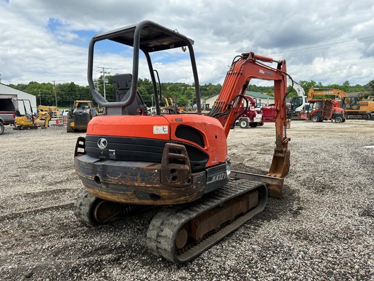 kubota-kx121-3s-image-4
