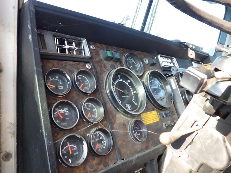 1995-kenworth-w900-image-26
