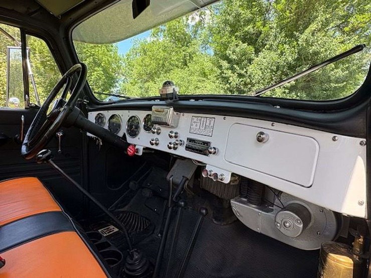 1956-international-harvester-¾-ton-s120-pickup-truck-image-16