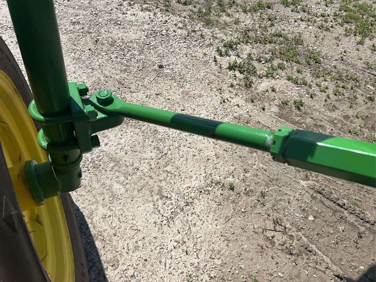 john-deere-4010-image-16