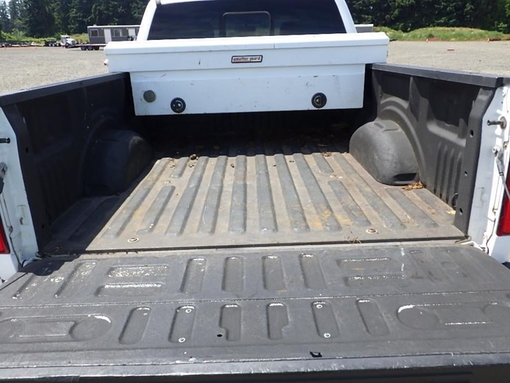 2016-ford-f150-xlt-image-13