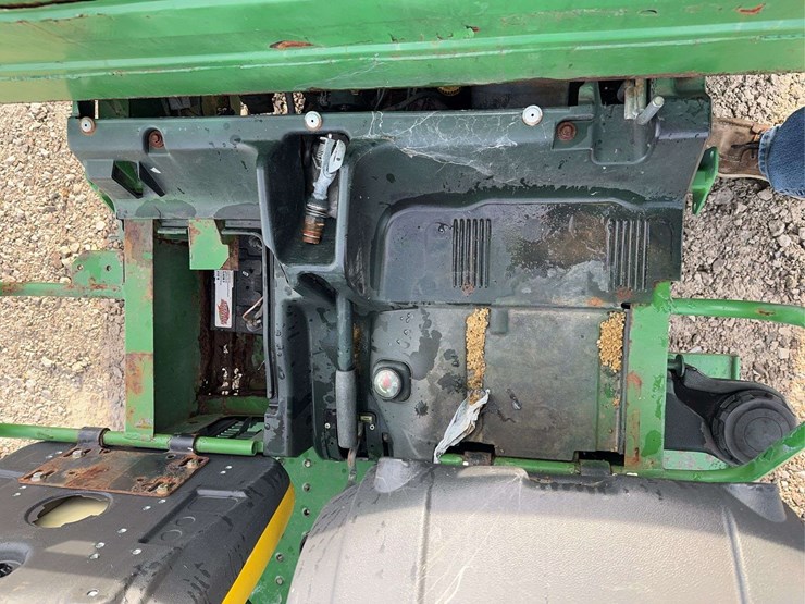 john-deere-gator-image-18