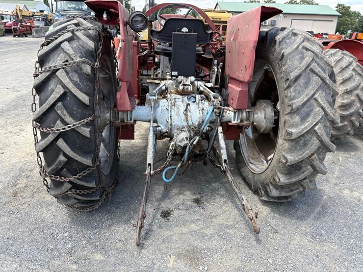 massey-ferguson-165-image-35