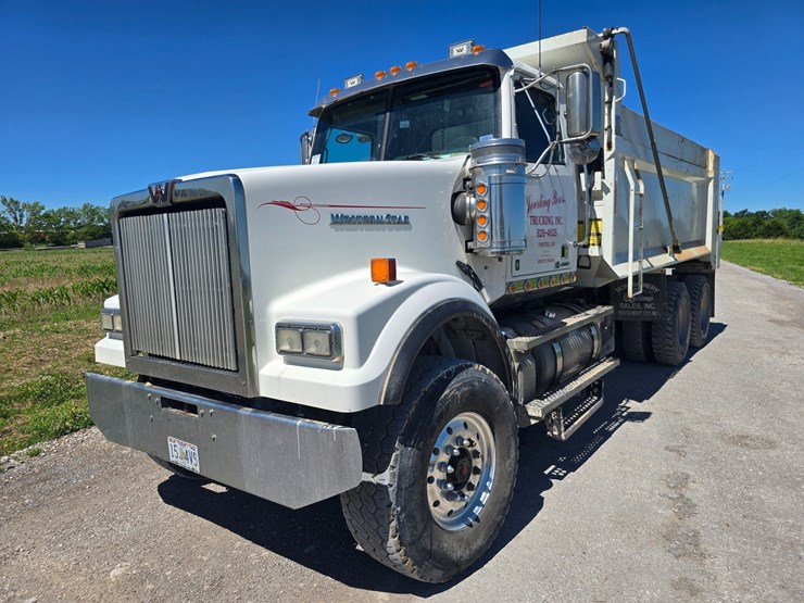 2020-western-star-4900-image-1