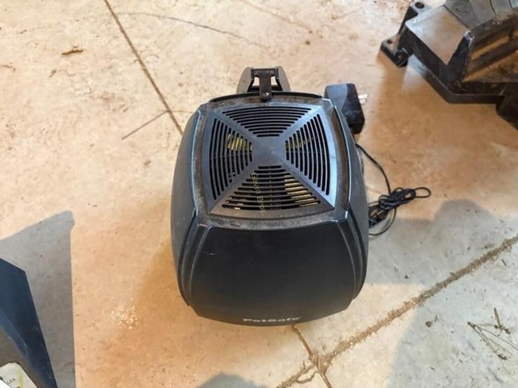 pet-safe-wireless-pet-fence-image-2