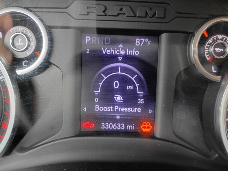 2020-dodge-2500-image-64