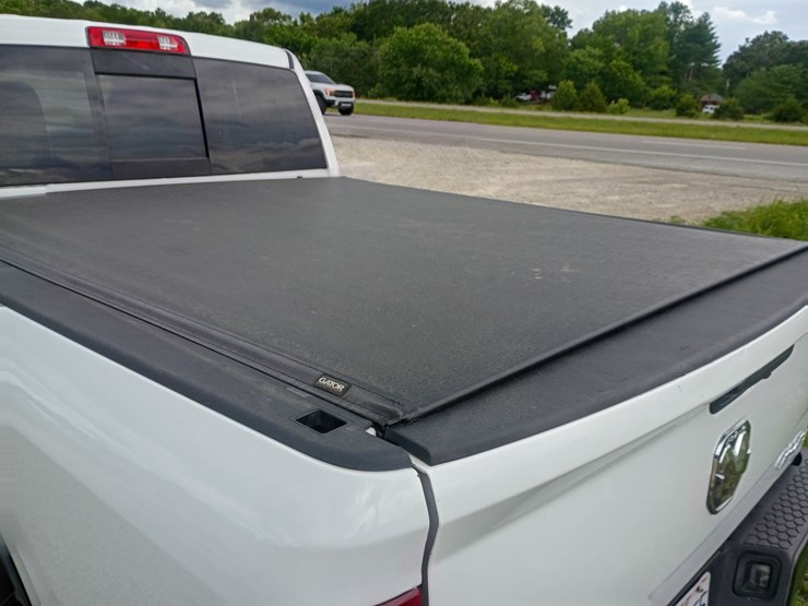 2020-dodge-2500-image-85