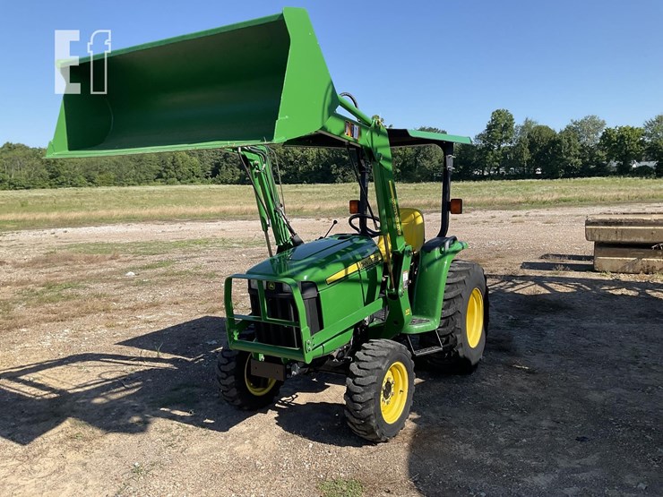 2009-john-deere-3038e-image-2
