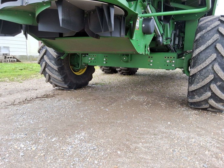 2014-john-deere-s680-image-30