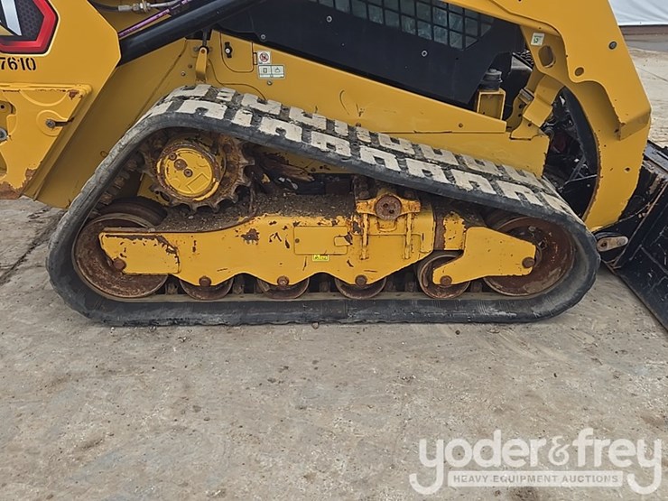 2023-caterpillar-259d3-image-14