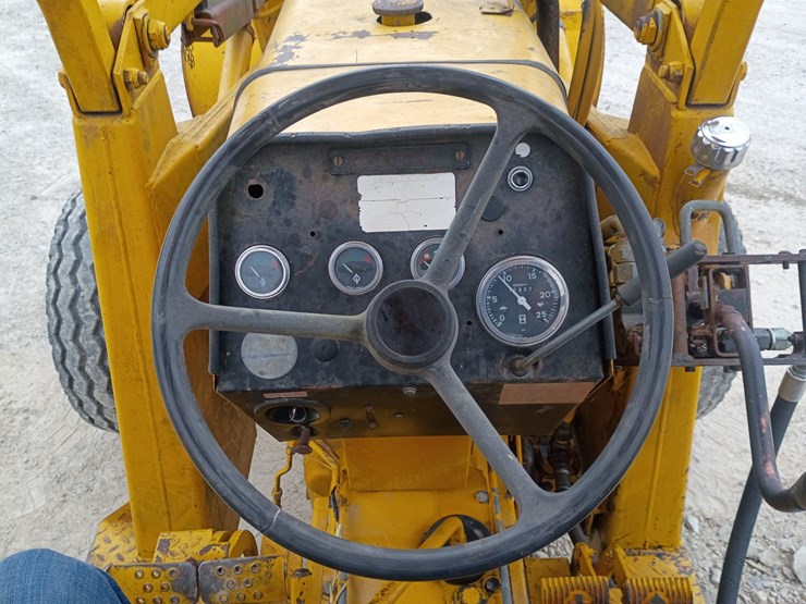 massey-ferguson-50e-image-32