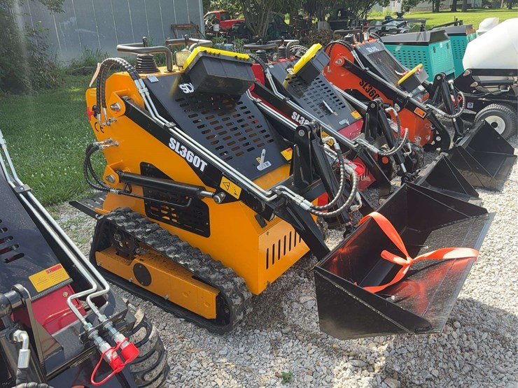 sl360t-tracked-skid-steer-loader-image-2