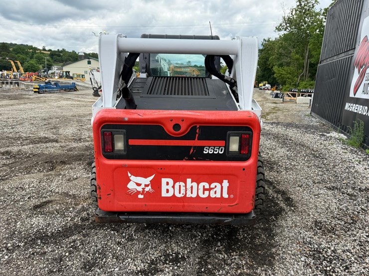 2019-bobcat-s650-image-3