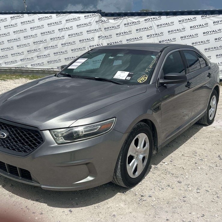 2014 Ford Taurus AWD Sedan