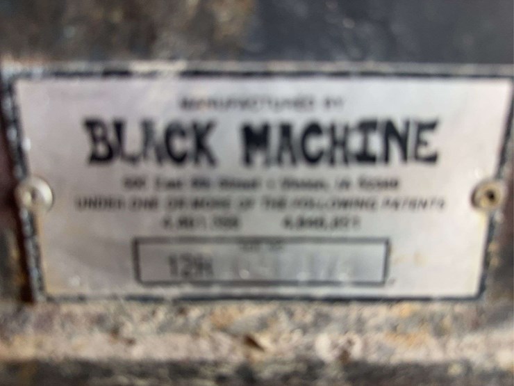 black-machine-12-13-image-8