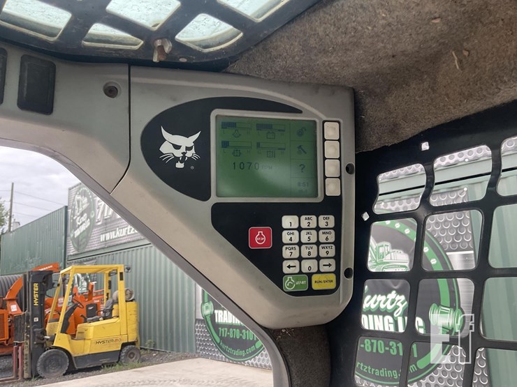 2009-bobcat-t190-image-15