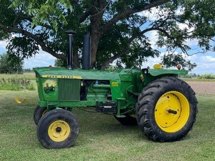 1971-john-deere-4320-image-1