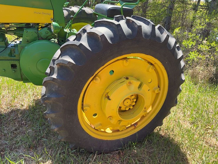 john-deere-630-image-11