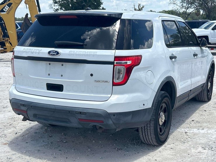 2013-ford-explorer-image-3
