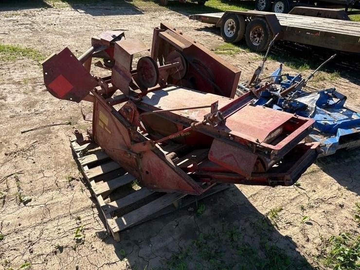 new-holland-70-image-1