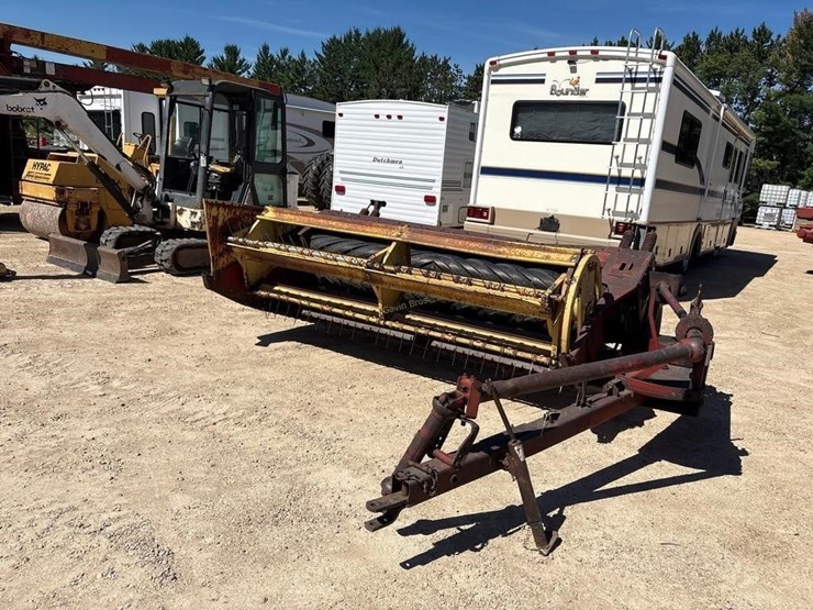 new-holland-469-image-1