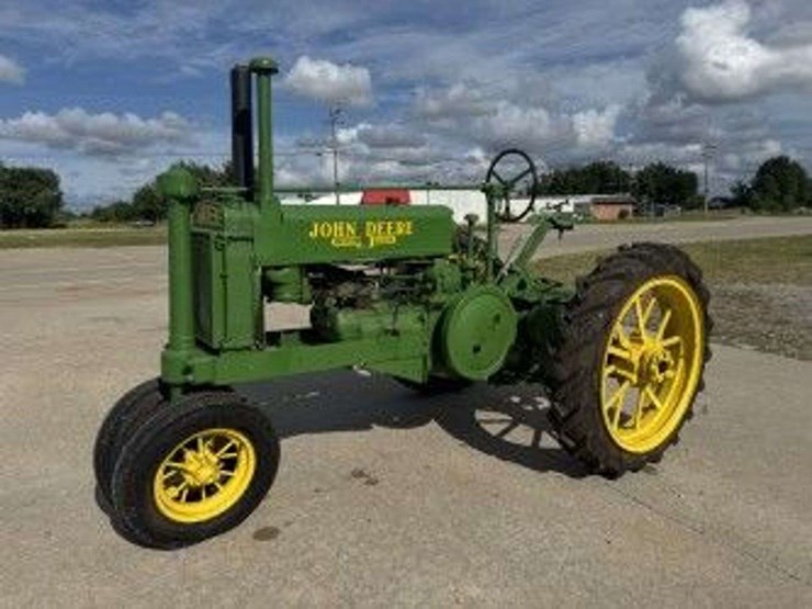 john-deere-1935-image-1