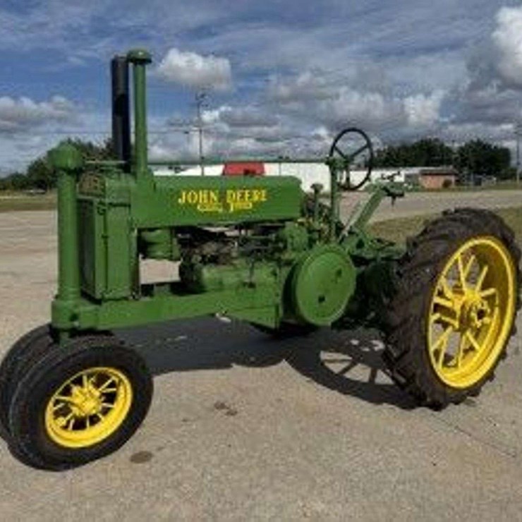 JOHN DEERE 1935
