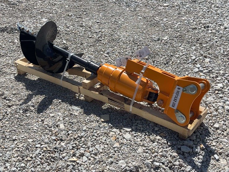 giyi-hydraulic-earth-auger-attachment-for-cat-303-image-5