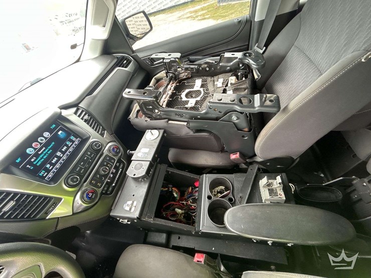 2019-chevrolet-tahoe-image-17
