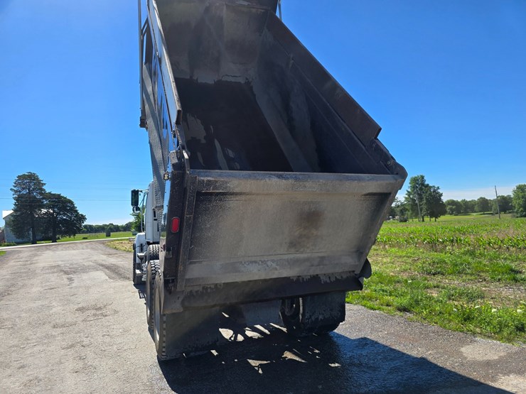 2018-western-star-4700-image-53