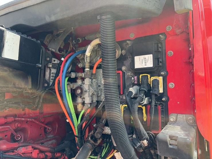 peterbilt-579-image-59